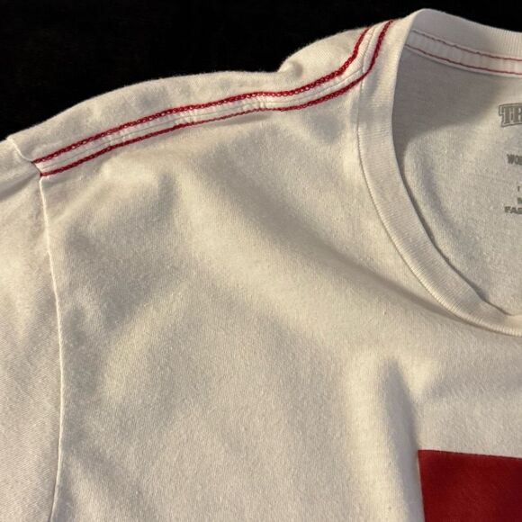 True Religion Graphic Tee | Size M | Red Horseshoe Logo | Streetwear LA Vibes - Picture 9 of 12